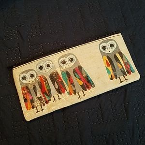 Blue Q Zippered Owl Pouch